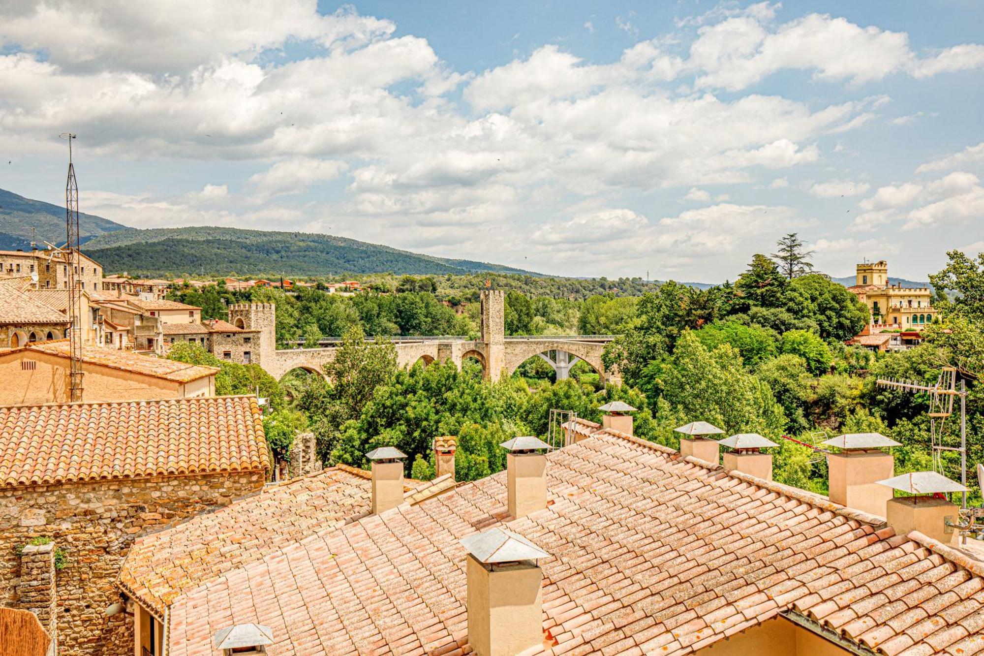Abadia Mirador The Best Panoramic Views Besalú Kültér fotó